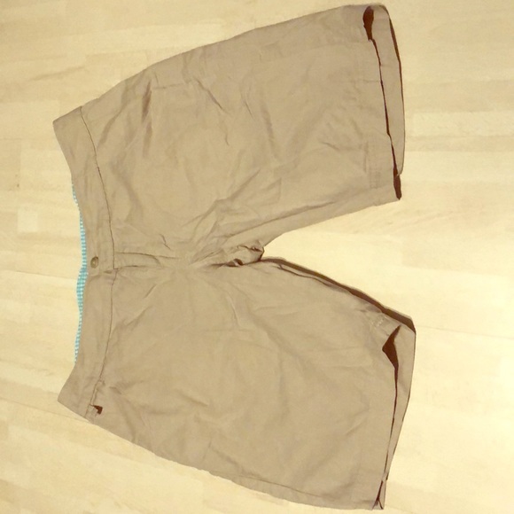 Columbia - Picture 1 of 4